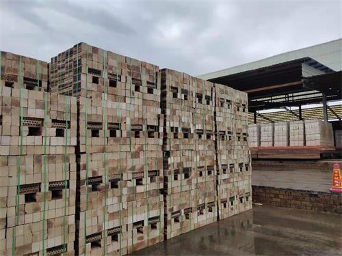 泰安市新甫新型建材 寧陽(yáng)燒結(jié)多孔磚的專業(yè)生產(chǎn)與應(yīng)用